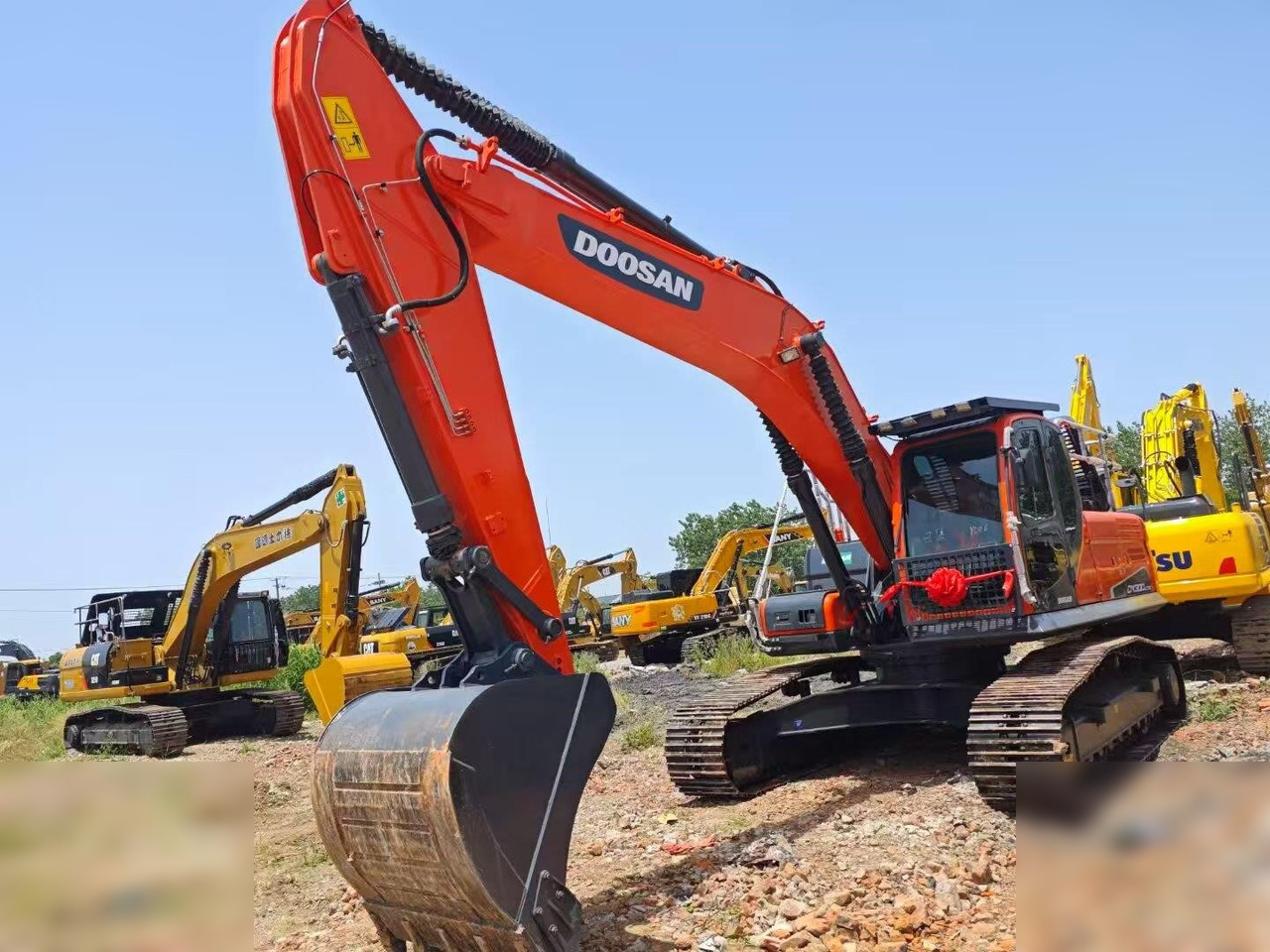 DOOSAN DX300 LC - Kettenbagger: das Bild 1 DOOSAN DX300 LC - Kettenbagger: das Bild 1