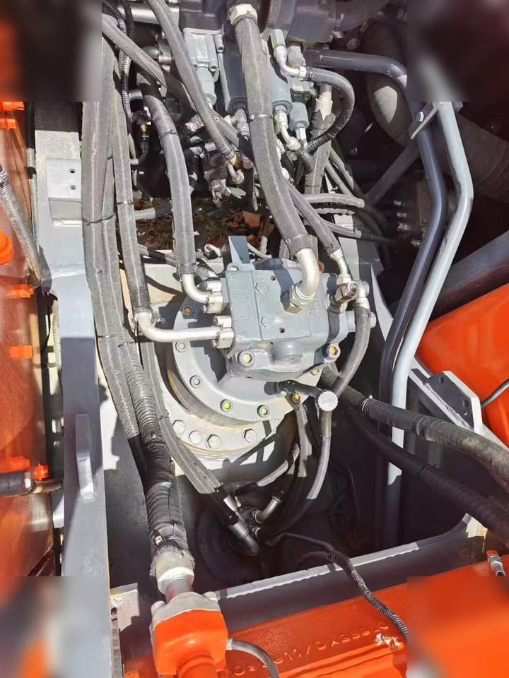 DOOSAN DX300 LC - Kettenbagger: das Bild 4 DOOSAN DX300 LC - Kettenbagger: das Bild 4