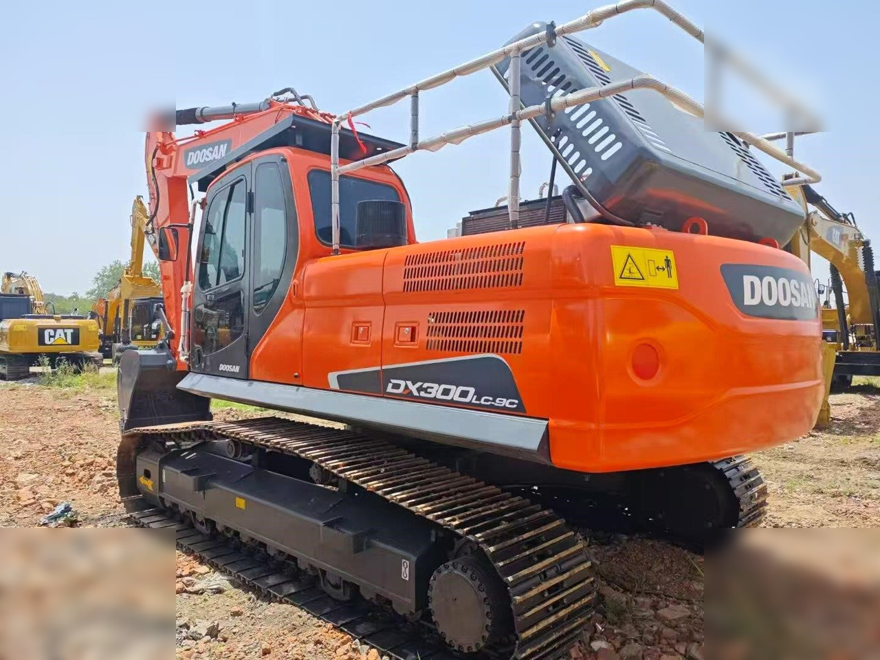 DOOSAN DX300 LC - Kettenbagger: das Bild 5 DOOSAN DX300 LC - Kettenbagger: das Bild 5