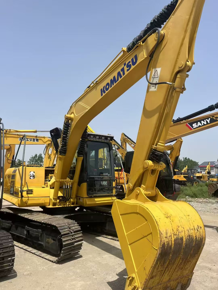 KOMATSU pc130-7 - Kettenbagger: das Bild 1 KOMATSU pc130-7 - Kettenbagger: das Bild 1