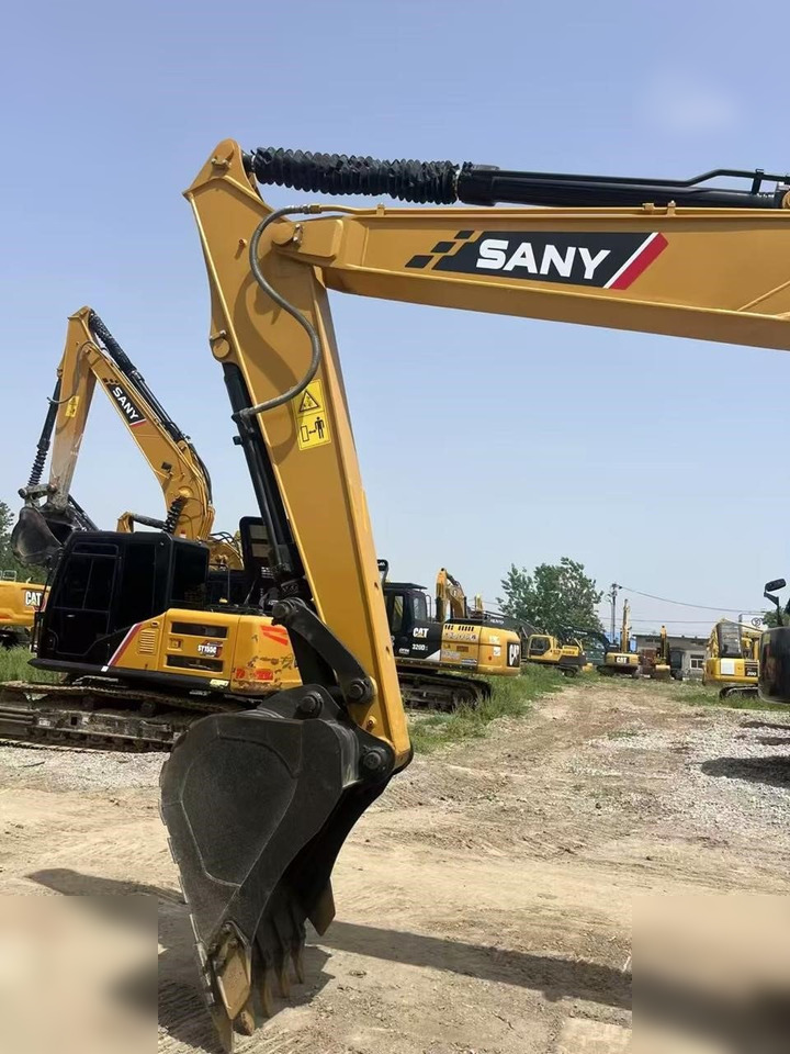 SANY SY135C - Kettenbagger: das Bild 3 SANY SY135C - Kettenbagger: das Bild 3