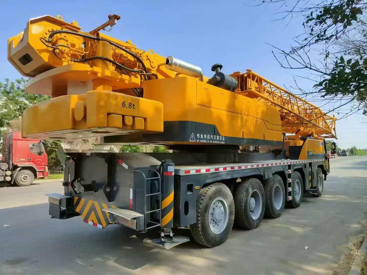XCMG 100-ton - Mobilkran: das Bild 2 XCMG 100-ton - Mobilkran: das Bild 2