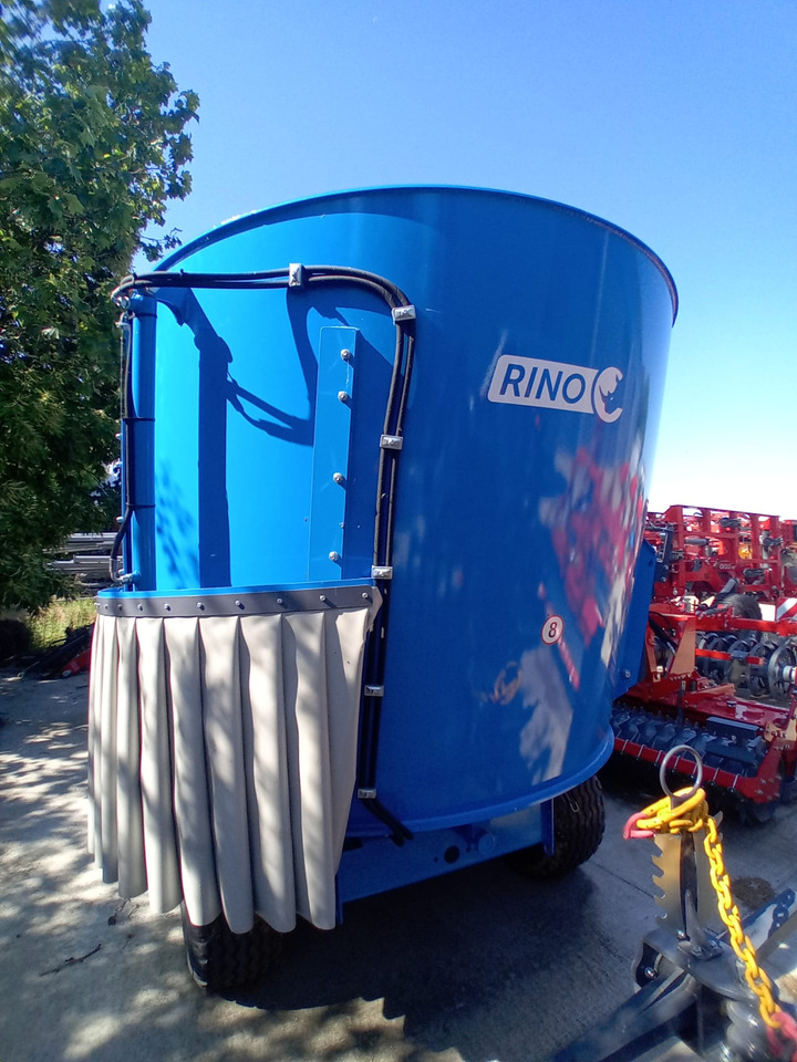 EUROMILK RINO FX 800 - Futtermischwagen: das Bild 2 EUROMILK RINO FX 800 - Futtermischwagen: das Bild 2