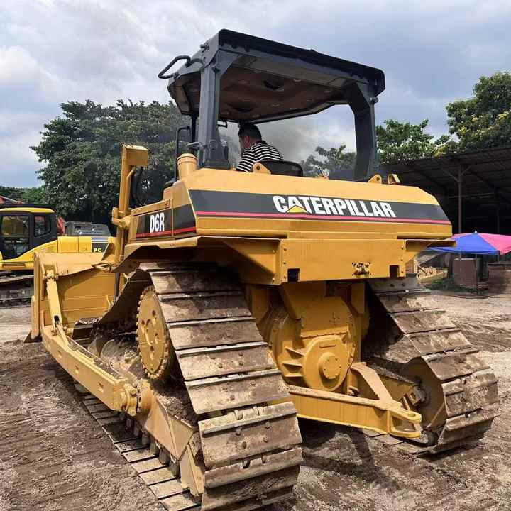 Original Caterpillar D6r Bulldozer Used Caterpillar D5 D6 D7 Bulldozer on Sale High Quality Caterpillar D6r Bulldozer - Bulldozer: das Bild 2 Original Caterpillar D6r Bulldozer Used Caterpillar D5 D6 D7 Bulldozer on Sale High Quality Caterpillar D6r Bulldozer - Bulldozer: das Bild 2