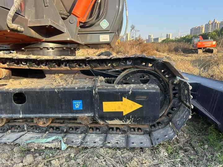 Minibagger Original Japan  Hitachi Used Zx55 Excavator for Sale Used Hitachi Zx60 Zx70 Hydraulic Excavator Hitachi Zaxis 55 Digger [ Copy ]: das Bild 6