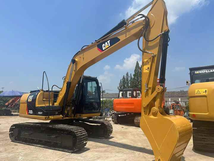 Second-hand Cat 312D2 used cat 312d crawler excavator is for sale with good quality and low price - Kettenbagger: das Bild 4 Second-hand Cat 312D2 used cat 312d crawler excavator is for sale with good quality and low price - Kettenbagger: das Bild 4
