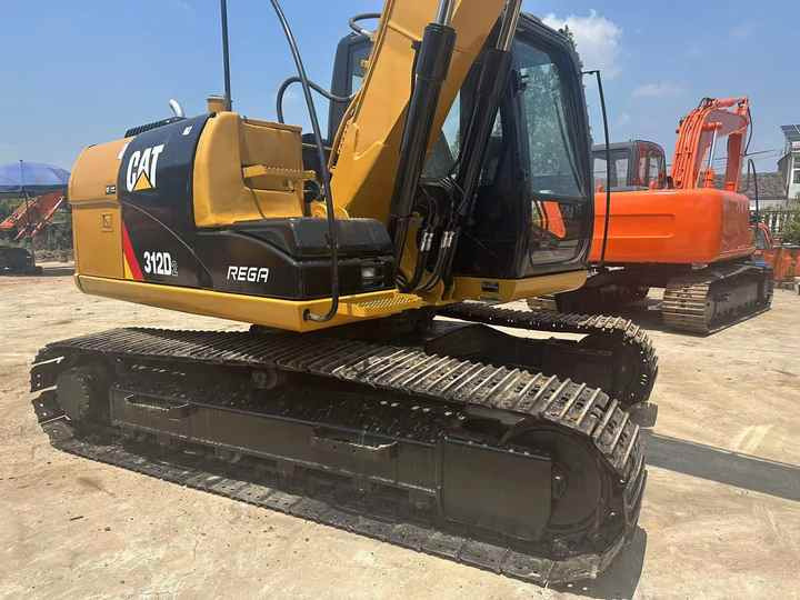 Second-hand Cat 312D2 used cat 312d crawler excavator is for sale with good quality and low price - Kettenbagger: das Bild 2 Second-hand Cat 312D2 used cat 312d crawler excavator is for sale with good quality and low price - Kettenbagger: das Bild 2