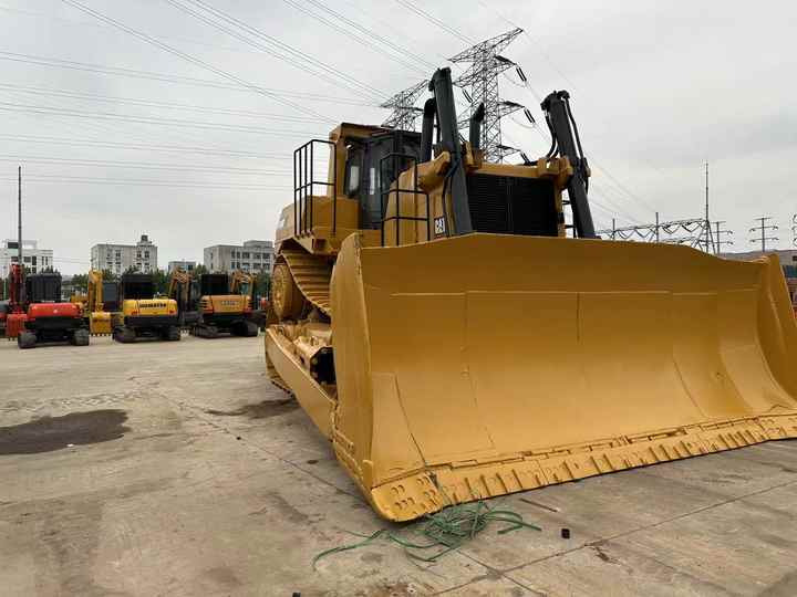 USED ORIGINAL CAT D10r Large Bulldozer for Sale Spot Cat D10 Bulldozer Cat D5 D6 D7 D10 Bulldozer in China - Bulldozer: das Bild 3 USED ORIGINAL CAT D10r Large Bulldozer for Sale Spot Cat D10 Bulldozer Cat D5 D6 D7 D10 Bulldozer in China - Bulldozer: das Bild 3