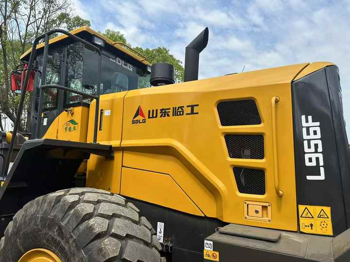 Used SDLG 956F Wheel Loader in Good Condition Hot Sale Chinese Brand Sdlg Used SDLG 956F Loader for Sale - Radlader: das Bild 2 Used SDLG 956F Wheel Loader in Good Condition Hot Sale Chinese Brand Sdlg Used SDLG 956F Loader for Sale - Radlader: das Bild 2