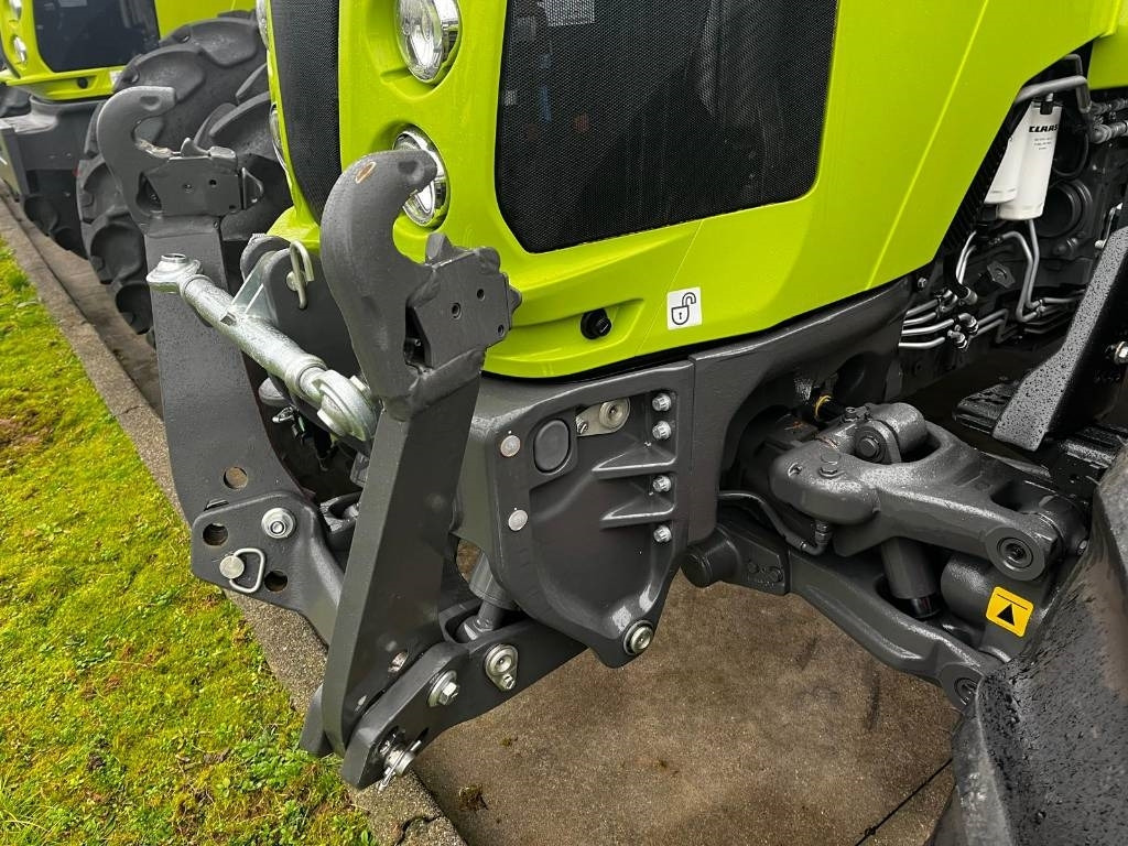 Claas Arion 430 - Traktor: das Bild 3 Claas Arion 430 - Traktor: das Bild 3