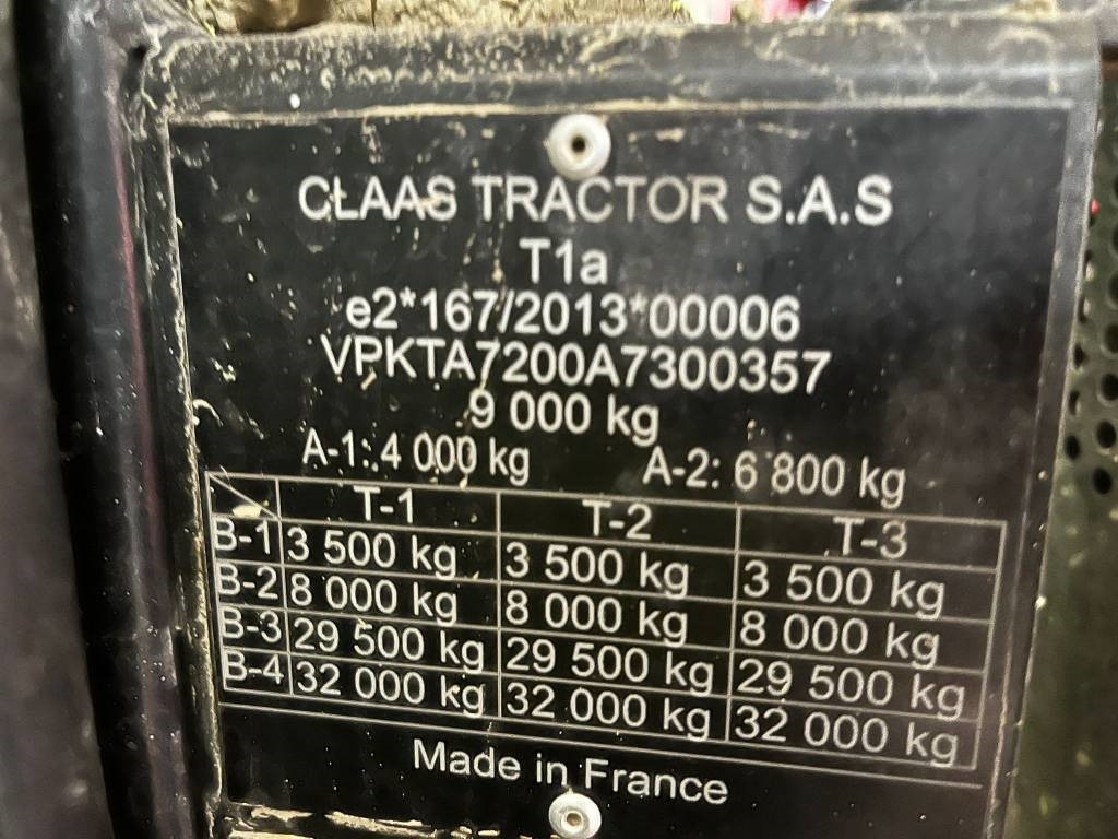 Claas Arion 470 - Traktor: das Bild 4 Claas Arion 470 - Traktor: das Bild 4