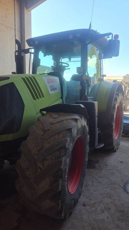 Claas Arion 630 CIS - Traktor: das Bild 4 Claas Arion 630 CIS - Traktor: das Bild 4