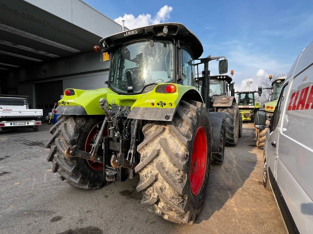 Claas Arion 650 - Traktor: das Bild 5 Claas Arion 650 - Traktor: das Bild 5