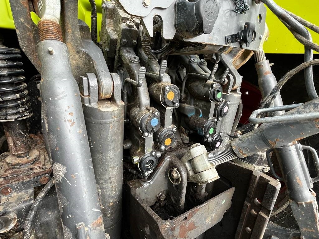 Claas Arion 650 - Traktor: das Bild 3 Claas Arion 650 - Traktor: das Bild 3