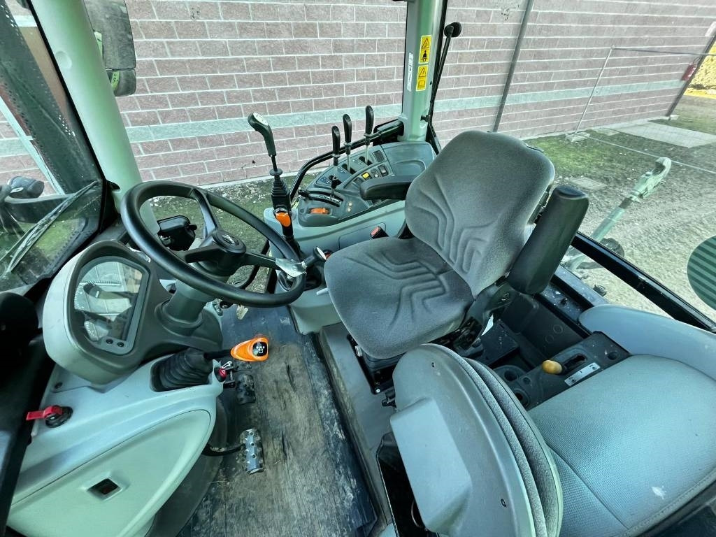 Claas Atos 350 - Traktor: das Bild 5 Claas Atos 350 - Traktor: das Bild 5