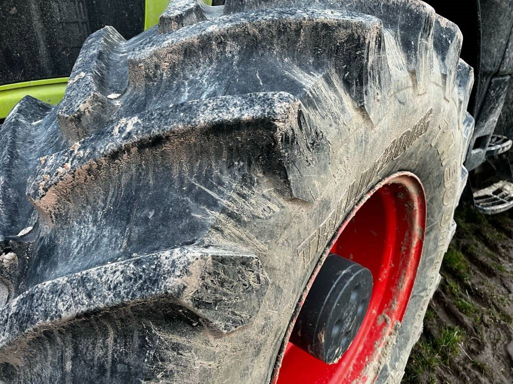 Claas Axion 830 Cmatic - Traktor: das Bild 2 Claas Axion 830 Cmatic - Traktor: das Bild 2