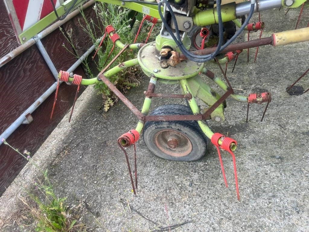 Claas Volto 1050 T - Heuwender/ Wenderechen: das Bild 5 Claas Volto 1050 T - Heuwender/ Wenderechen: das Bild 5