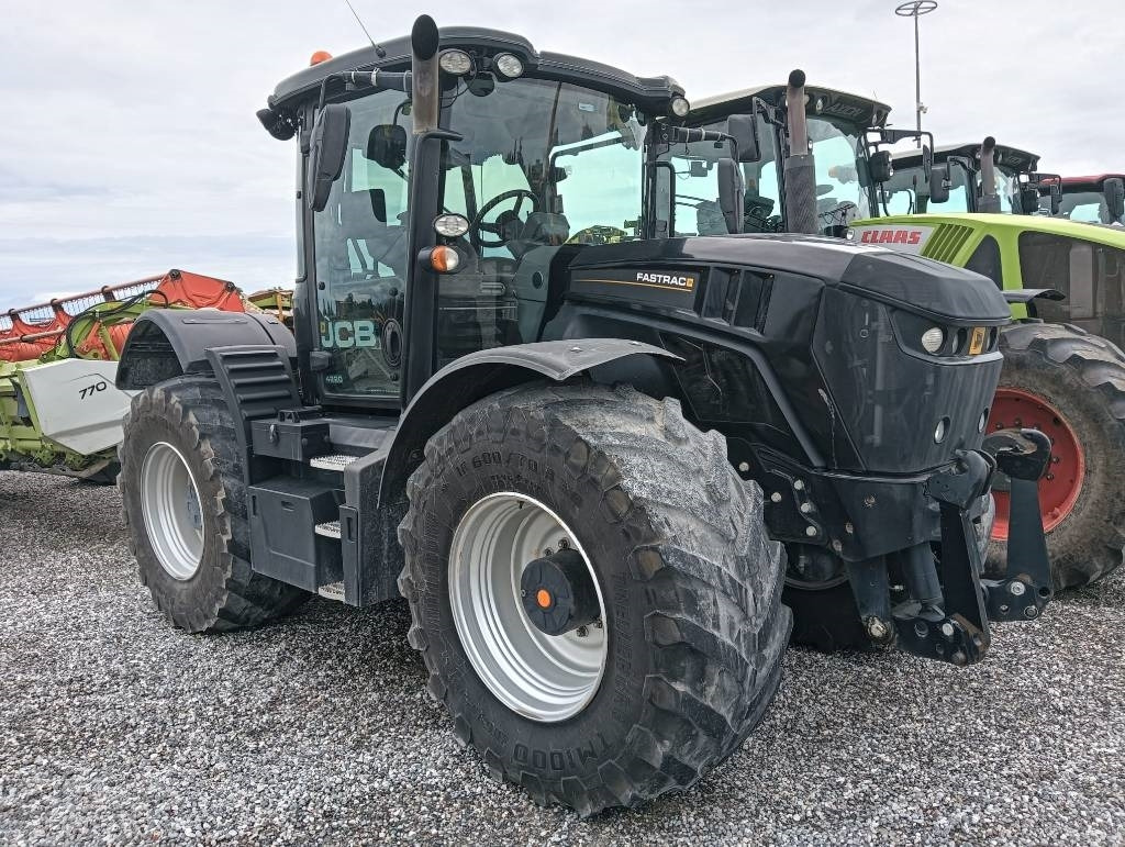 JCB Fastrac 4220 - Traktor: das Bild 1 JCB Fastrac 4220 - Traktor: das Bild 1