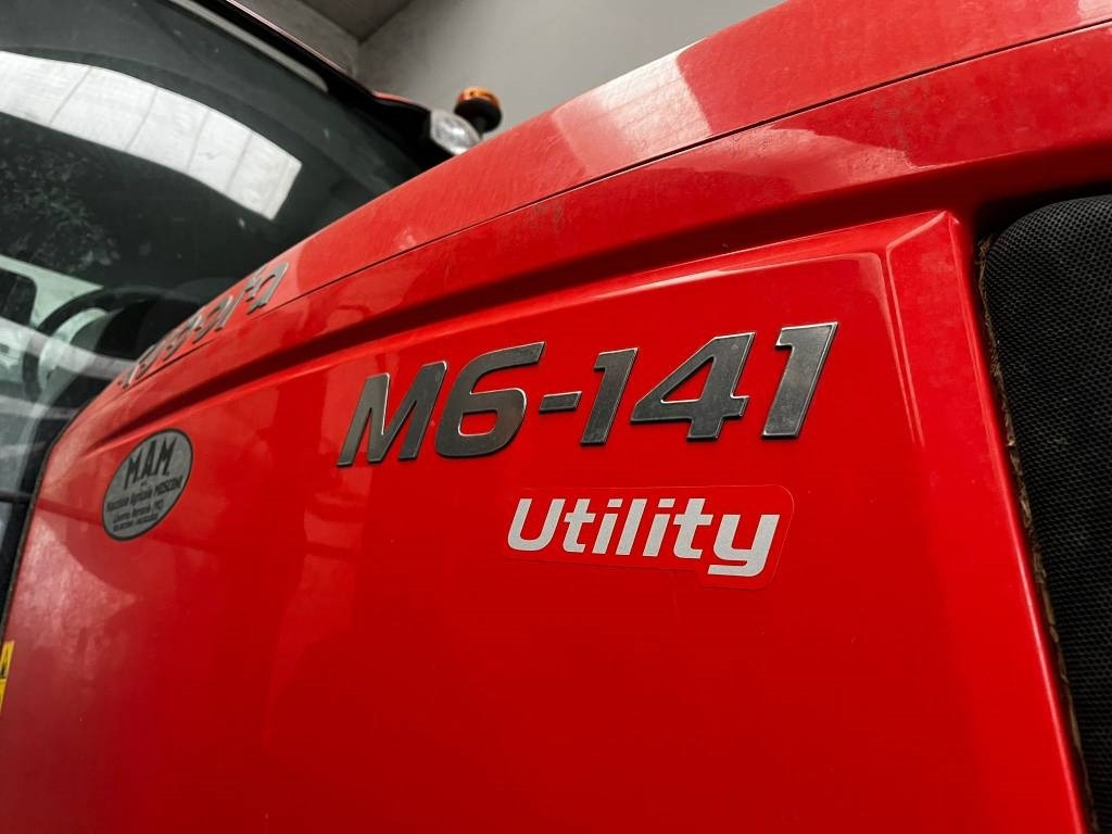 Kubota M 6-141 - Traktor: das Bild 4 Kubota M 6-141 - Traktor: das Bild 4