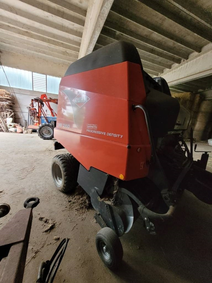 Kuhn VB 2160 - Rundballenpresse: das Bild 3 Kuhn VB 2160 - Rundballenpresse: das Bild 3