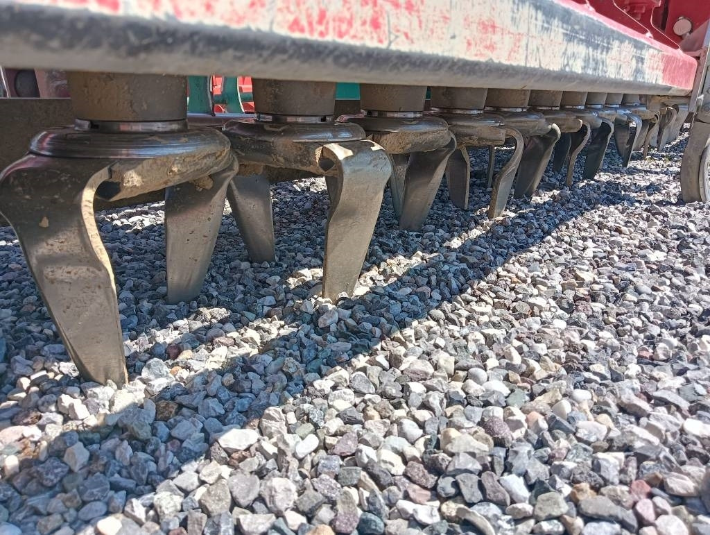 Kverneland NG-H101F30 - Kreiselegge: das Bild 4 Kverneland NG-H101F30 - Kreiselegge: das Bild 4