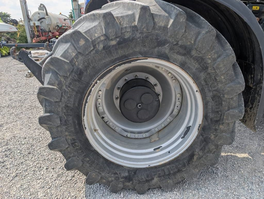 Traktor New Holland T 8.435 SMART TRACK: das Bild 16