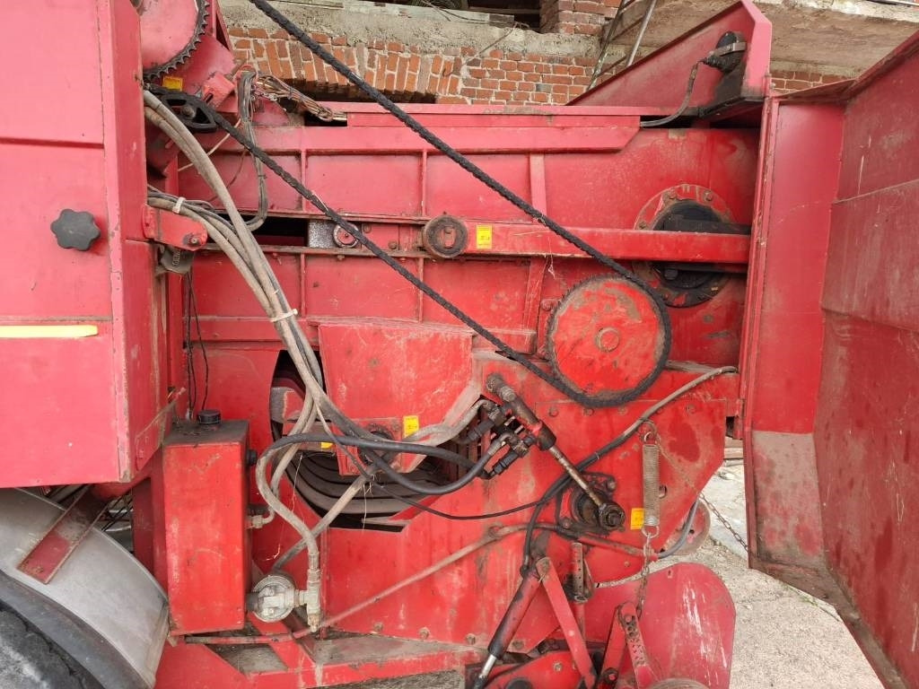 Supertino SP 60 120 - Rundballenpresse: das Bild 2 Supertino SP 60 120 - Rundballenpresse: das Bild 2