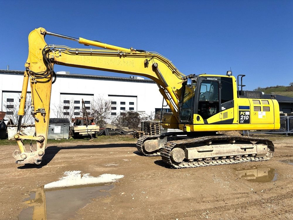 Komatsu PC210LC-11 - Kettenbagger: das Bild 1 Komatsu PC210LC-11 - Kettenbagger: das Bild 1