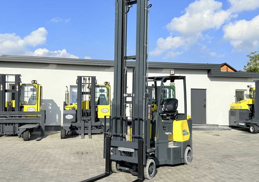 Aisle Master AISLE MASTER 20SHE / ARTICULATED FORKLIFT / TRIPLEX 8500 MM / ELECTRIC / FULL FREE LIFT / SIDE SHIFT / NEW TYRES / ONLY 1176 HOURS / EXCELLENT CONDITION Wide range of multi-directional an - Schubmaststapler: das Bild 2 Aisle Master AISLE MASTER 20SHE / ARTICULATED FORKLIFT / TRIPLEX 8500 MM / ELECTRIC / FULL FREE LIFT / SIDE SHIFT / NEW TYRES / ONLY 1176 HOURS / EXCELLENT CONDITION Wide range of multi-directional an - Schubmaststapler: das Bild 2