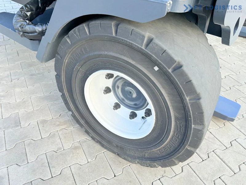 Combilift C14000 / LPG GAS / DUPLEX 3600MM / FREE LIFT / FORK POSITIONER / 1500MM FORKS / LIKE NEW C14000 / LPG GAS / DUPLEX 3600MM / FREE - Vierwegstapler: das Bild 5 Combilift C14000 / LPG GAS / DUPLEX 3600MM / FREE LIFT / FORK POSITIONER / 1500MM FORKS / LIKE NEW C14000 / LPG GAS / DUPLEX 3600MM / FREE - Vierwegstapler: das Bild 5