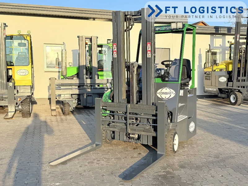 Combilift C2500CB | DIESEL | TRIPLEX 5500MM | FORK POSITIONER | SIDE SHIFT | FREE LIFT | PERFECT CONDITION | A wide range of four-way and - Vierwegstapler: das Bild 2 Combilift C2500CB | DIESEL | TRIPLEX 5500MM | FORK POSITIONER | SIDE SHIFT | FREE LIFT | PERFECT CONDITION | A wide range of four-way and - Vierwegstapler: das Bild 2
