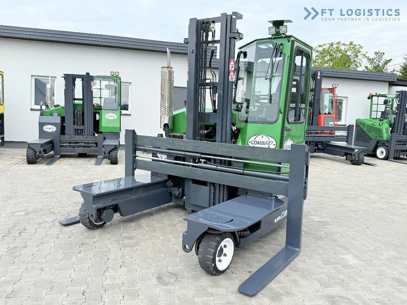 Combilift C3000 / DIESEL / DUPLEX - 4000MM / WIDE FORK POSITIONER 2700MM / FULL HEATED CABIN / ONLY 6905H / CONDITION - LIKE NEW! C3000 / - Vierwegstapler: das Bild 3 Combilift C3000 / DIESEL / DUPLEX - 4000MM / WIDE FORK POSITIONER 2700MM / FULL HEATED CABIN / ONLY 6905H / CONDITION - LIKE NEW! C3000 / - Vierwegstapler: das Bild 3