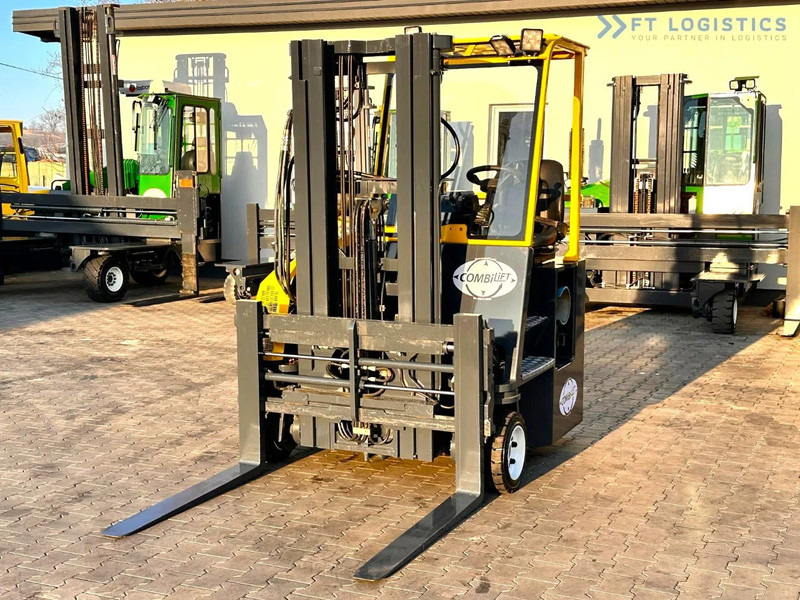 Combilift C3000CB / LPG / TRIPLEX - 4900MM / LPG / FREE LIFT / FORK POSITIONER C3000CB / LPG / TRIPLEX - 4900MM / LPG / FREE LIFT / FORK P - Vierwegstapler: das Bild 3 Combilift C3000CB / LPG / TRIPLEX - 4900MM / LPG / FREE LIFT / FORK POSITIONER C3000CB / LPG / TRIPLEX - 4900MM / LPG / FREE LIFT / FORK P - Vierwegstapler: das Bild 3