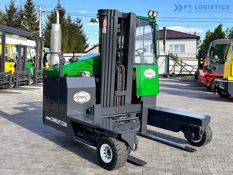 Combilift C4000 / TRIPLEX / 4900MM / LPG / FREE LIFT / FORK SHIFT / LIKE NEW C4000 / TRIPLEX / 4900MM / LPG / FREE LIFT / FORK SHIFT / LIK - Vierwegstapler: das Bild 4 Combilift C4000 / TRIPLEX / 4900MM / LPG / FREE LIFT / FORK SHIFT / LIKE NEW C4000 / TRIPLEX / 4900MM / LPG / FREE LIFT / FORK SHIFT / LIK - Vierwegstapler: das Bild 4