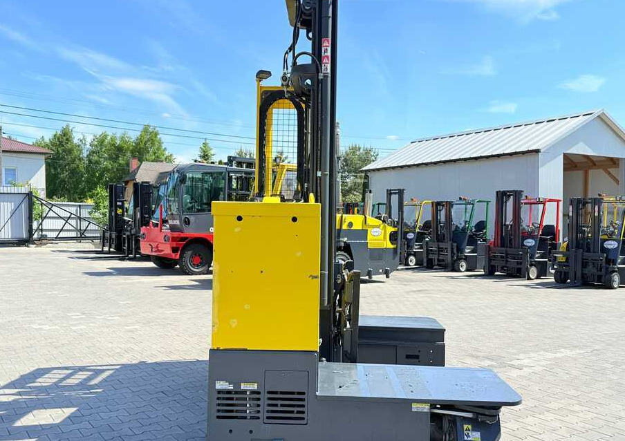 Combilift C4000STE / TRIPLEX / 6850MM / FREE LIFT / ONLY 1,348 HOURS / FORK SIDESHIFT / EXCELLENT CONDITION - Vierwegstapler: das Bild 4 Combilift C4000STE / TRIPLEX / 6850MM / FREE LIFT / ONLY 1,348 HOURS / FORK SIDESHIFT / EXCELLENT CONDITION - Vierwegstapler: das Bild 4