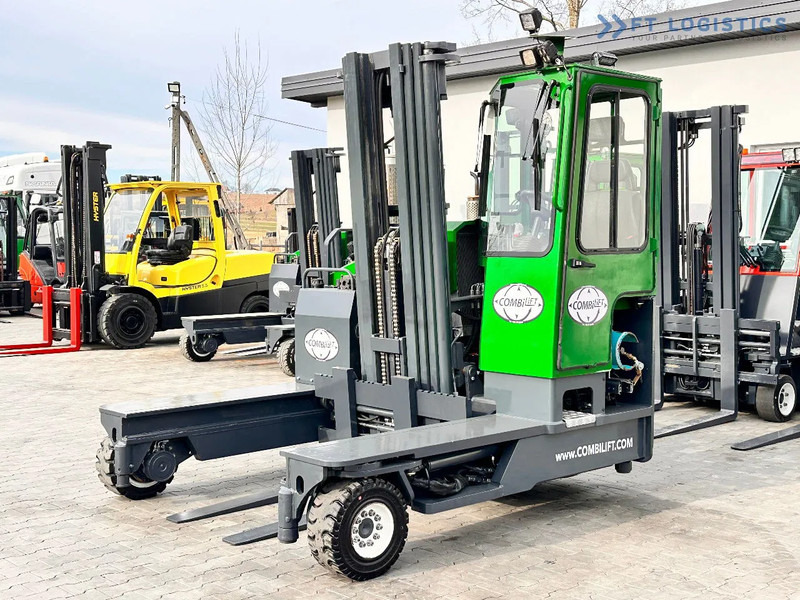 Combilift C4500 / LPG / TRIPLEX / 5500MM / FREE LIFT / HYDRAULIC FORK SHIFT / Like New C4500 / LPG / TRIPLEX / 5500MM / FREE LIFT / HYDRAU - Vierwegstapler: das Bild 1 Combilift C4500 / LPG / TRIPLEX / 5500MM / FREE LIFT / HYDRAULIC FORK SHIFT / Like New C4500 / LPG / TRIPLEX / 5500MM / FREE LIFT / HYDRAU - Vierwegstapler: das Bild 1