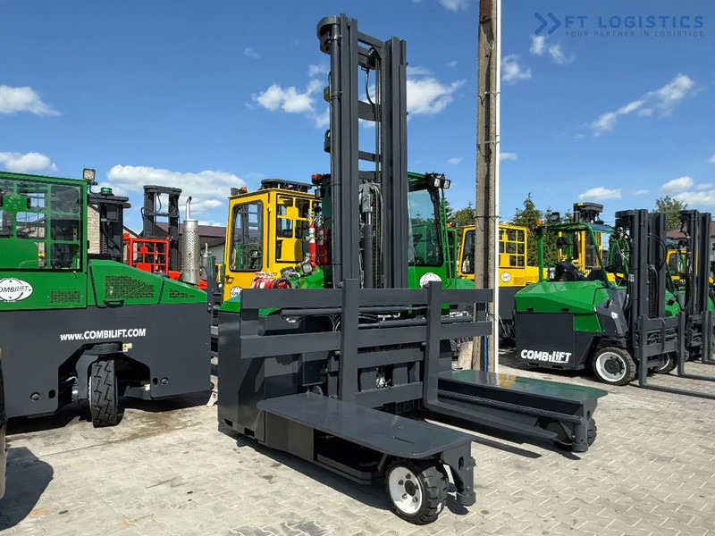 Combilift C5000E / ELECTRIC / TRIPLEX 8300MM / FULL FREE LIFT / WIDE FORK POSITIONER / SIDE SHIFT / BATTERY LIKE NEW C5000E / ELECTRIC / T - Vierwegstapler: das Bild 4 Combilift C5000E / ELECTRIC / TRIPLEX 8300MM / FULL FREE LIFT / WIDE FORK POSITIONER / SIDE SHIFT / BATTERY LIKE NEW C5000E / ELECTRIC / T - Vierwegstapler: das Bild 4