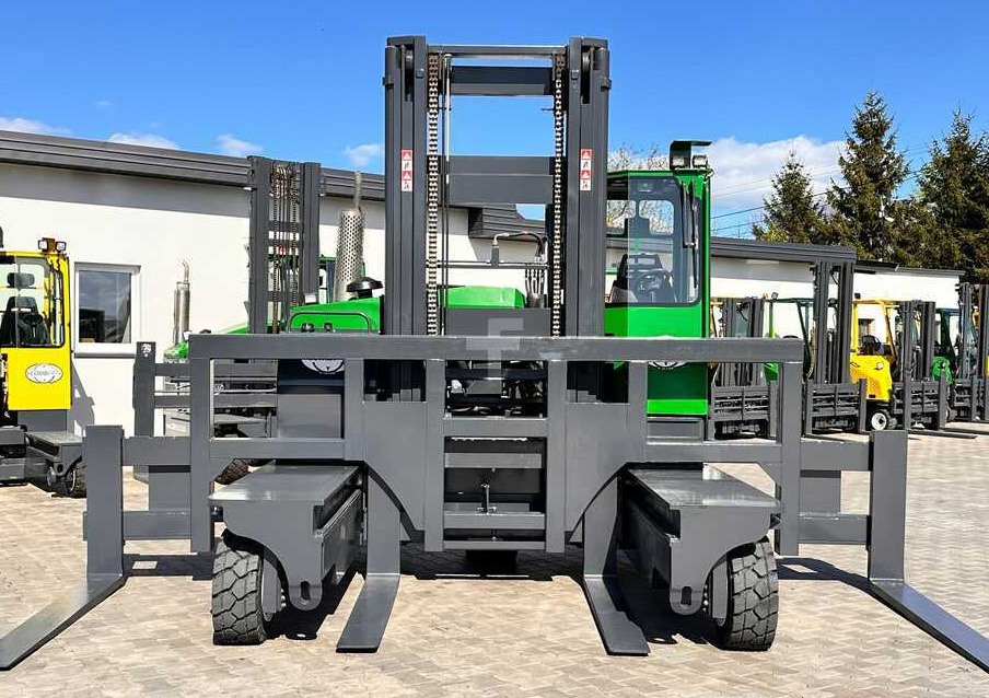Combilift C8000 / DIESEL / 4600MM / DUPLEX / POSITIONER 5000MM / KUBOTA / EXCELLENT CONDITION - Vierwegstapler: das Bild 4 Combilift C8000 / DIESEL / 4600MM / DUPLEX / POSITIONER 5000MM / KUBOTA / EXCELLENT CONDITION - Vierwegstapler: das Bild 4