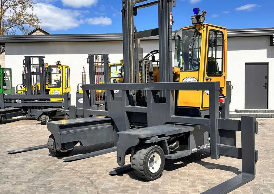 Combilift C9000 / GAS / DUPLEX / 4700MM / FREE LIFT / POSITIONER / FORK SIDE SHIFT / EXCELLENT CONDITION - Vierwegstapler: das Bild 1 Combilift C9000 / GAS / DUPLEX / 4700MM / FREE LIFT / POSITIONER / FORK SIDE SHIFT / EXCELLENT CONDITION - Vierwegstapler: das Bild 1