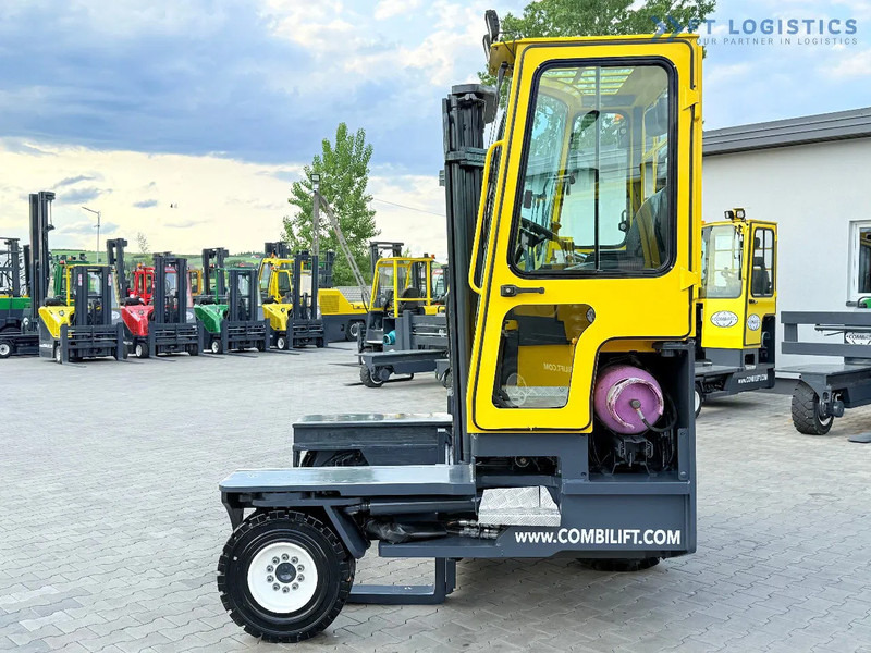 Combilift COMBILIFT C3000XL LARGE CABIN – DUPLEX 3200mm – Year 2015 – LPG – FREE LIFT – SIDESHIFT – CONDITION 5/5 COMBILIFT C3000XL LARGE - Vierwegstapler: das Bild 2 Combilift COMBILIFT C3000XL LARGE CABIN – DUPLEX 3200mm – Year 2015 – LPG – FREE LIFT – SIDESHIFT – CONDITION 5/5 COMBILIFT C3000XL LARGE - Vierwegstapler: das Bild 2