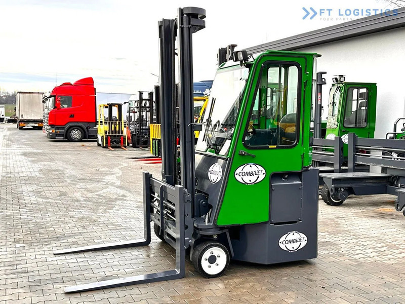 Combilift Combilift C3000CB - DUPLEX 4000mm - Year 2015 - / CABIN - HEATING / ONLY 6546 MTH / EXCELLENT CONDITION / LIKE NEW! Combilift C3 - Vierwegstapler: das Bild 3 Combilift Combilift C3000CB - DUPLEX 4000mm - Year 2015 - / CABIN - HEATING / ONLY 6546 MTH / EXCELLENT CONDITION / LIKE NEW! Combilift C3 - Vierwegstapler: das Bild 3