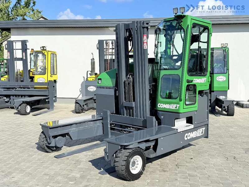 Combilift FOUR-WAY / MULTI-DIRECTIONAL FORKLIFT C4500 / DIESEL / TRIPLEX 4900MM / ONLY 4160 WORKING HOURS / FORK POSITIONER / FULL CABIN W - Vierwegstapler: das Bild 2 Combilift FOUR-WAY / MULTI-DIRECTIONAL FORKLIFT C4500 / DIESEL / TRIPLEX 4900MM / ONLY 4160 WORKING HOURS / FORK POSITIONER / FULL CABIN W - Vierwegstapler: das Bild 2