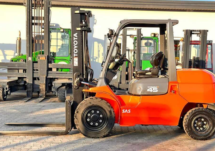 Toyota 42-4FD40 / DIESEL / 4500KG / DUPLEX / FORKS 1400MM / WELL-MAINTAINED - Dieselstapler: das Bild 4 Toyota 42-4FD40 / DIESEL / 4500KG / DUPLEX / FORKS 1400MM / WELL-MAINTAINED - Dieselstapler: das Bild 4