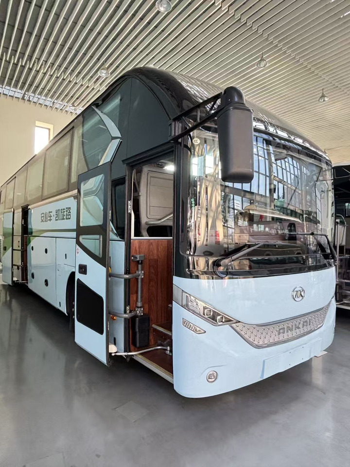 ANKAI N12 - Reisebus: das Bild 2 ANKAI N12 - Reisebus: das Bild 2