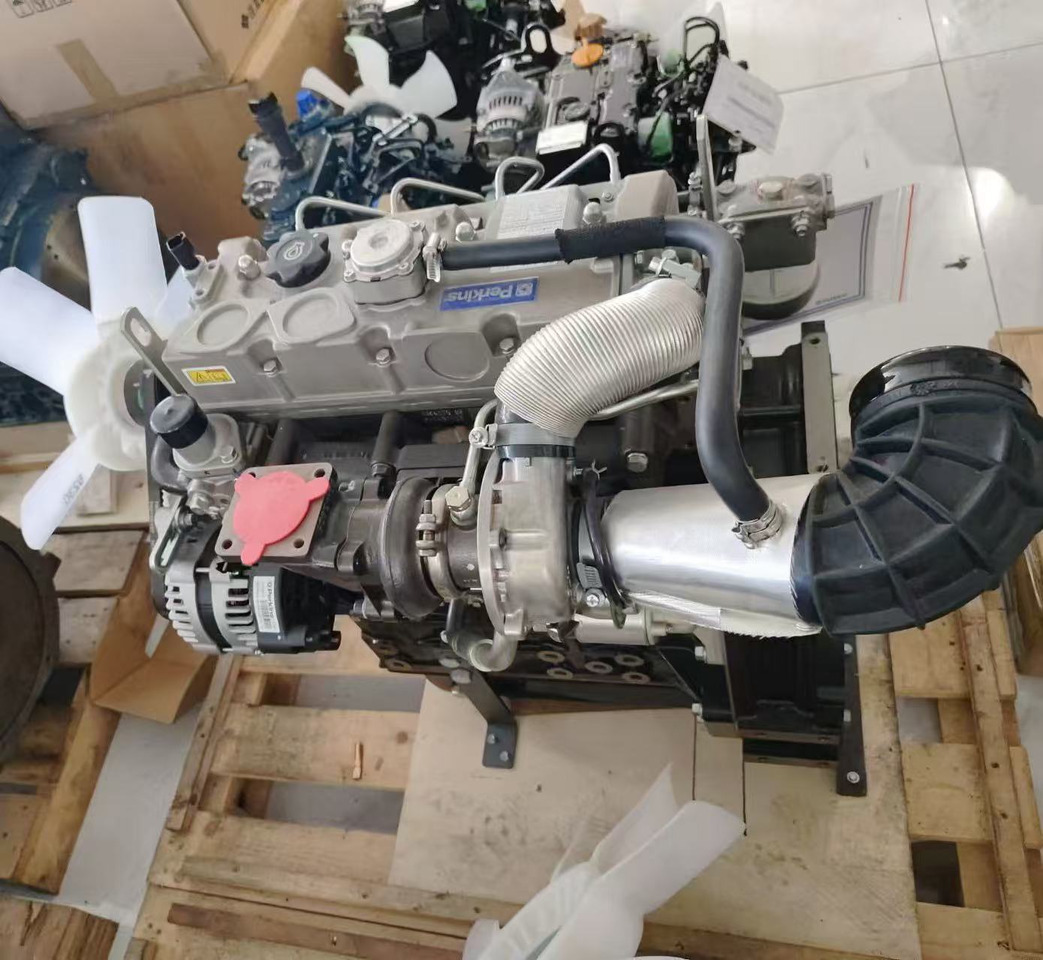 CATERPILLAR 3024C - Motor für Bagger: das Bild 2 CATERPILLAR 3024C - Motor für Bagger: das Bild 2