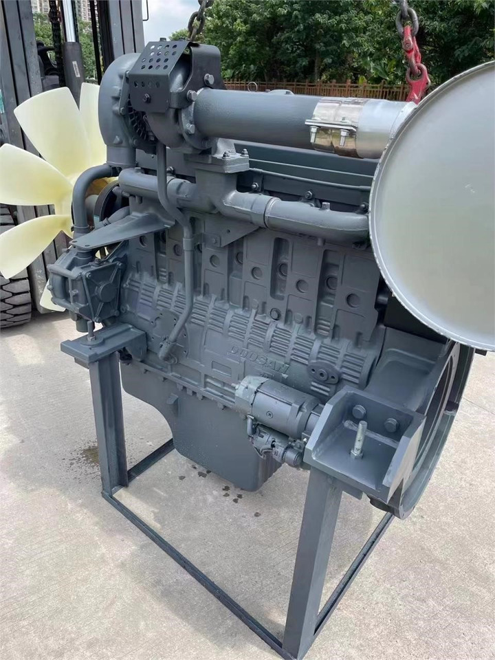 DOOSAN DE12TIS - Motor für Baumaschine: das Bild 2 DOOSAN DE12TIS - Motor für Baumaschine: das Bild 2
