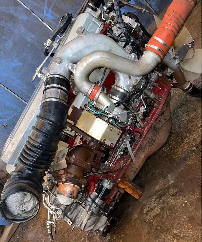 HINO E13C - Motor für Kipper: das Bild 2 HINO E13C - Motor für Kipper: das Bild 2