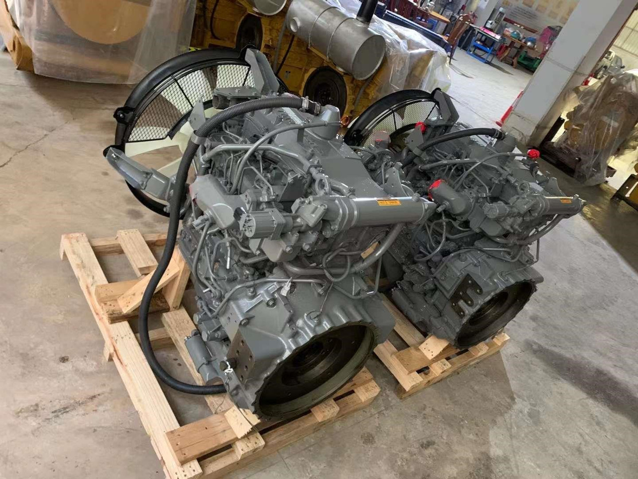 ISUZU 4HK1 - Motor und Teile für Bagger: das Bild 2 ISUZU 4HK1 - Motor und Teile für Bagger: das Bild 2