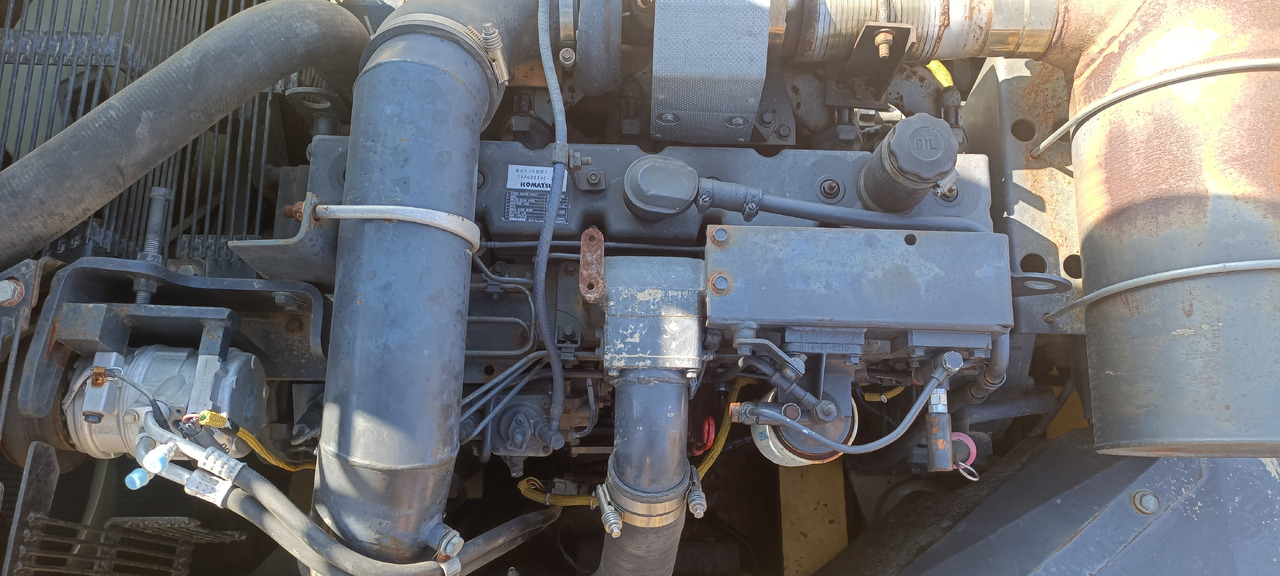 KOMATSU 6D114E - Motor für Bulldozer: das Bild 1 KOMATSU 6D114E - Motor für Bulldozer: das Bild 1