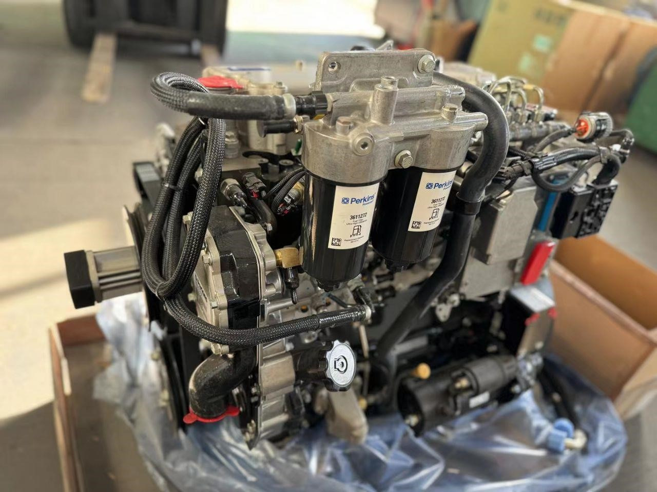 PERKINS 1104D-44TA - Motor für Bagger: das Bild 3 PERKINS 1104D-44TA - Motor für Bagger: das Bild 3